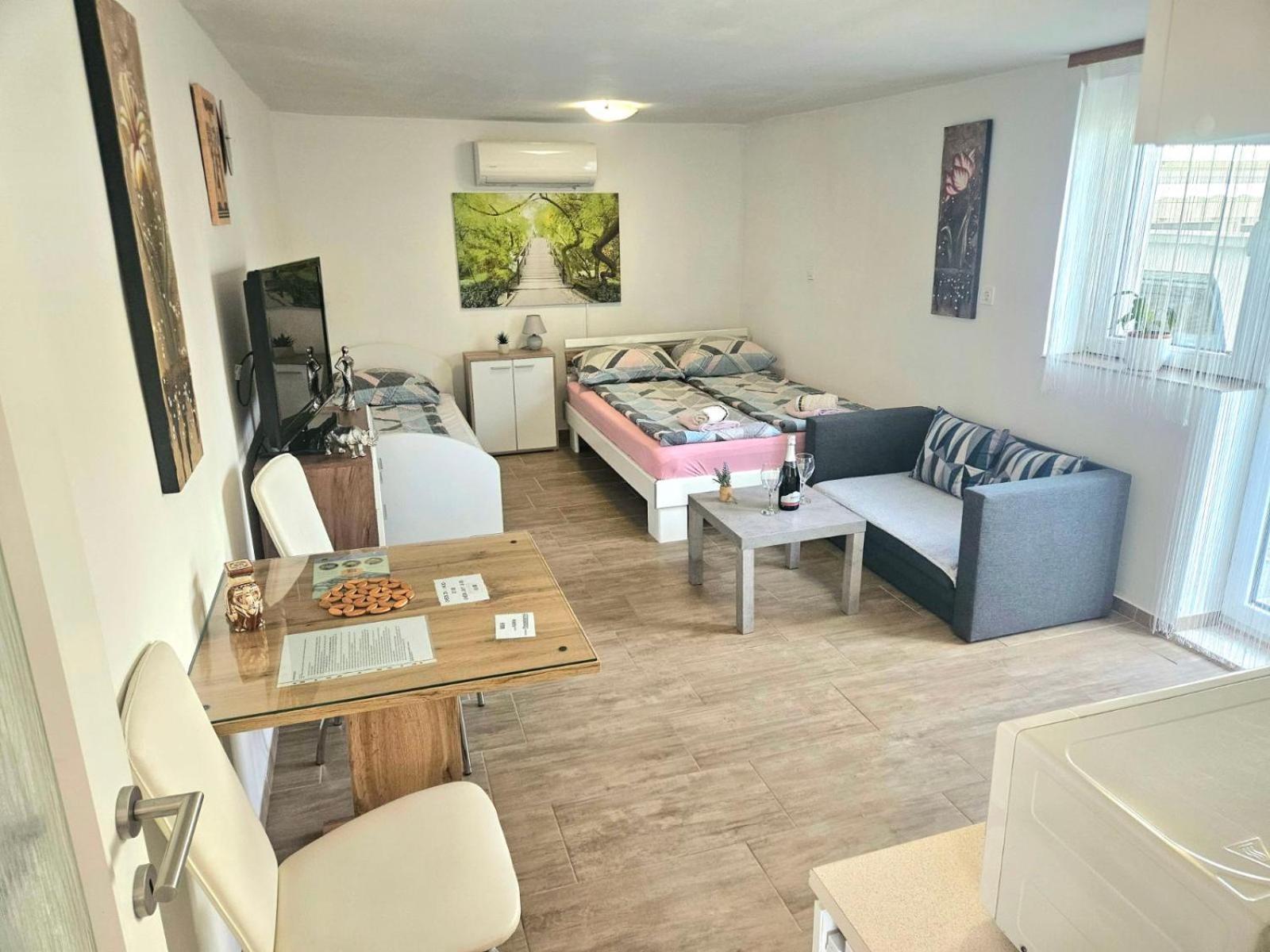 Apartments Karin Μπλεντ Εξωτερικό φωτογραφία
